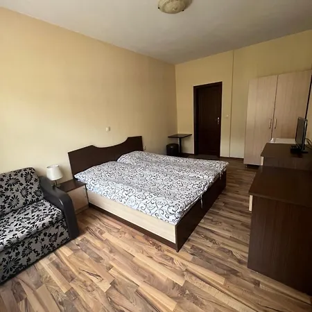 Panorama בית הארחה *